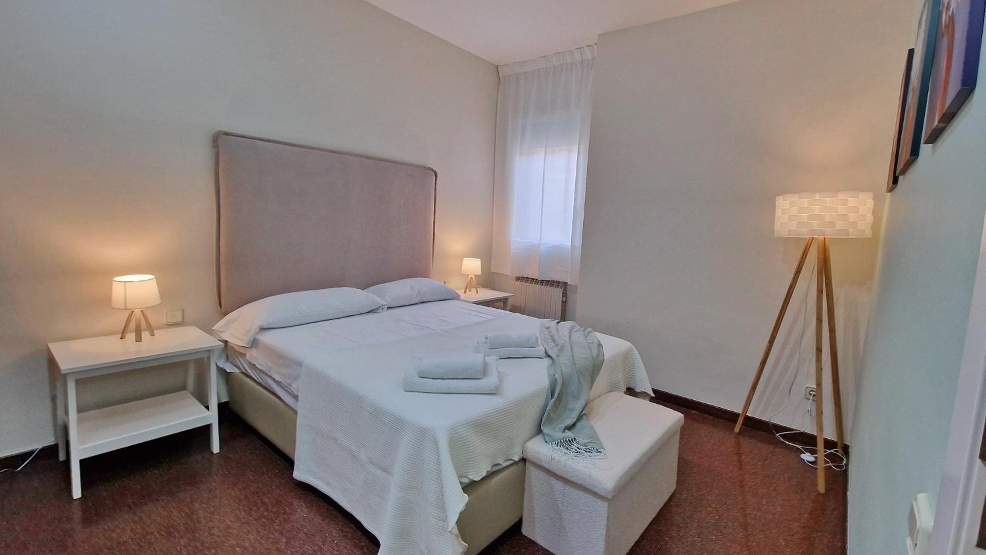 Modern Apartment Close To The Camp Nou Stadium Barcelona Ngoại thất bức ảnh